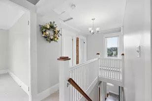32 Wilmot St, Chicopee, MA 01013 - Photo 10