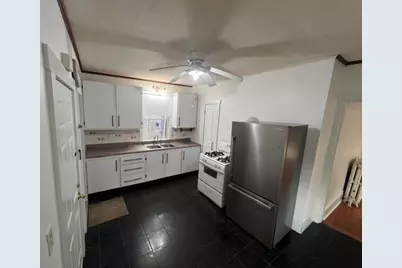 63 State St #2R, New Bedford, MA 02740 - Photo 8