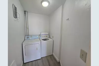 13 Bismarck St #1, Boston, MA 02130 - Photo 4