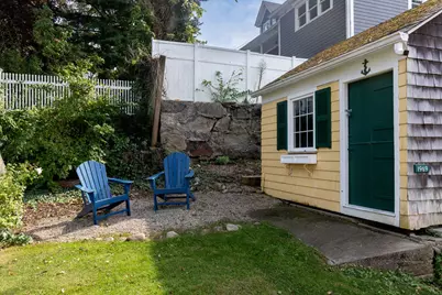 1 Sagamore St, Plymouth, MA 02360 - Photo 10