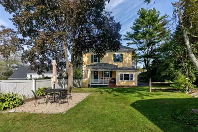 1 Sagamore St, Plymouth, MA 02360 - Photo 8