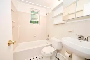 11 Cogswell Ave, Cambridge, MA 02140 - Photo 14