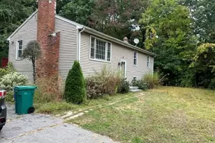640 Oakhill Ave, Attleboro, MA 02703 - Photo 2