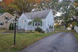 20 Ridgewood Rd, Worcester, MA 01606 - Photo 2