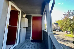 62 Amity Pl, Amherst, MA 01002 - Photo 32