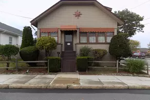1346 President Ave, Fall River, MA 02720 - Photo 1