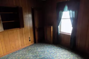 1346 President Ave, Fall River, MA 02720 - Photo 14