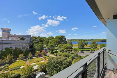 2400 Beacon #404, Boston, MA 02467 - Photo 10