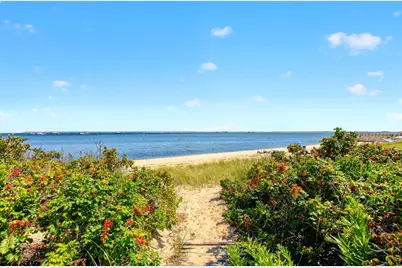 8D Commercial Street #Unit A, Provincetown, MA 02657 - Photo 32