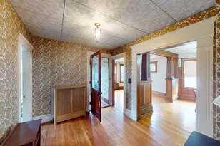 15 Peter Parley Rd, Boston, MA 02130 - Photo 8