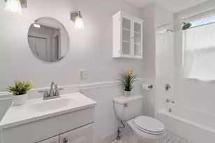 82 Tuttle St, Boston, MA 02125 - Photo 12