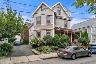 82 Tuttle St, Boston, MA 02125 - Photo 16
