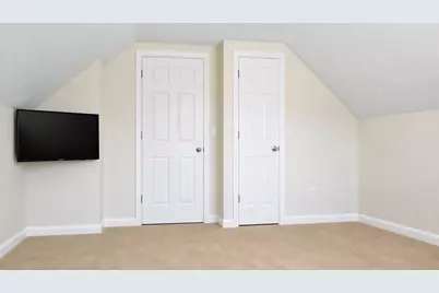 211 Holyoke St, Ludlow, MA 01056 - Photo 22