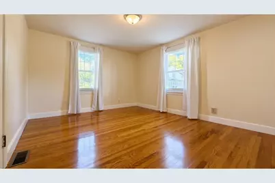 211 Holyoke St, Ludlow, MA 01056 - Photo 10