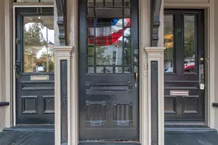 11 Central St, Manchester by the Sea, MA 01944 - Photo 2