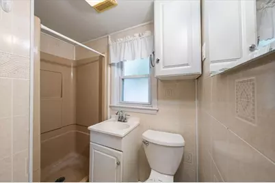 18 Bay View Dr, Shrewsbury, MA 01545 - Photo 10
