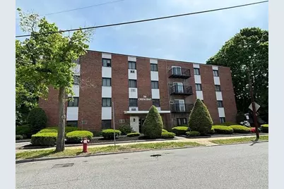 36 Crescent St #17, Wakefield, MA 01880 - Photo 1