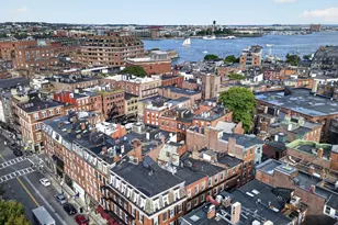 8 Garden Ct, Boston, MA 02113 - Photo 16