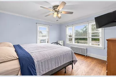 19 Nautilus St, New Bedford, MA 02744 - Photo 10