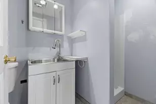 8 Oran Cir, Peabody, MA 01960 - Photo 18