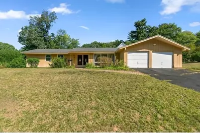8 Oran Cir, Peabody, MA 01960 - Photo 1