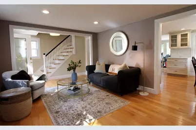 31 Governor Andrew Road, Hingham, MA 02043 - Photo 2