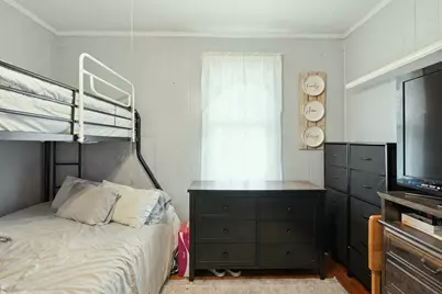 10 Mildred Ave, Worcester, MA 01603 - Photo 12