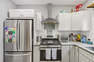 11 Sharon St, Medford, MA 02155 - Photo 10