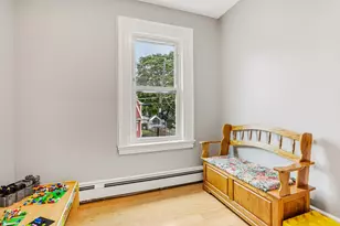 11 Sharon St, Medford, MA 02155 - Photo 20