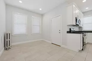 91 Verndale St, Brookline, MA 02446 - Photo 10