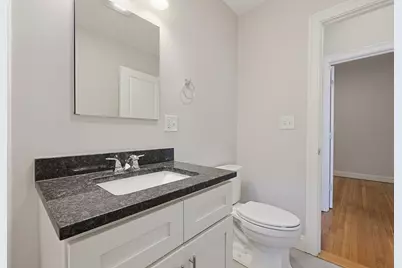 91 Verndale St, Brookline, MA 02446 - Photo 20
