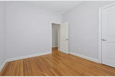 91 Verndale St, Brookline, MA 02446 - Photo 32