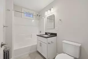 91 Verndale St, Brookline, MA 02446 - Photo 18
