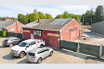 2452 Gar Highway, Swansea, MA 02777 - Photo 6