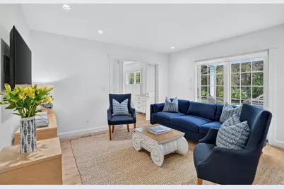 8 Beach Plum Mdws, Edgartown, MA 02539 - Photo 36