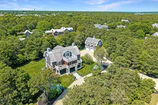 8 Beach Plum Mdws, Edgartown, MA 02539 - Photo 1