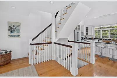8 Beach Plum Mdws, Edgartown, MA 02539 - Photo 24