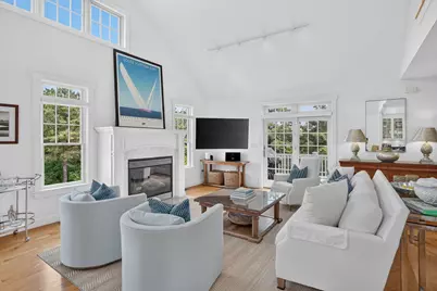 8 Beach Plum Mdws, Edgartown, MA 02539 - Photo 6