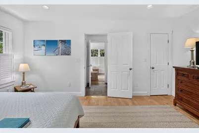 8 Beach Plum Mdws, Edgartown, MA 02539 - Photo 32