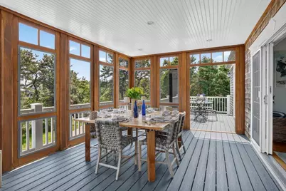 8 Beach Plum Mdws, Edgartown, MA 02539 - Photo 16