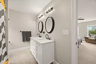 18 Whiterock Ln, Swansea, MA 02777 - Photo 24