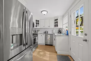 14 Laurel St, Taunton, MA 02780 - Photo 2