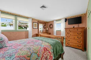 14 Laurel St, Taunton, MA 02780 - Photo 16