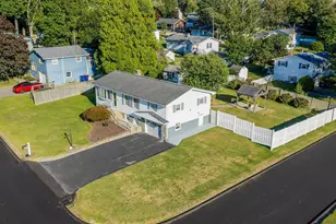 23 Jameson St, Fairhaven, MA 02719 - Photo 1