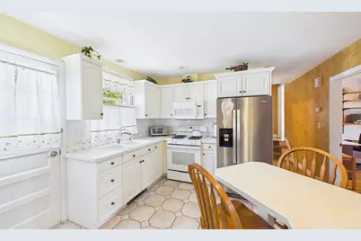 23 Jameson Street, Fairhaven, MA 02719 - Photo 14