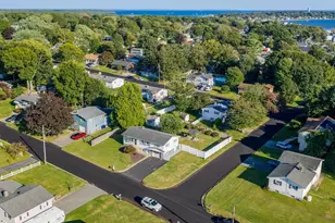 23 Jameson St, Fairhaven, MA 02719 - Photo 2