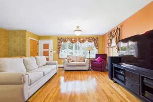 23 Jameson St, Fairhaven, MA 02719 - Photo 8