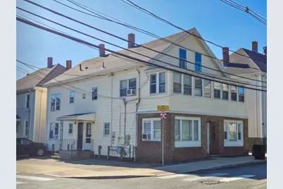 30 Cedar St, Waltham, MA 02453 - Photo 2