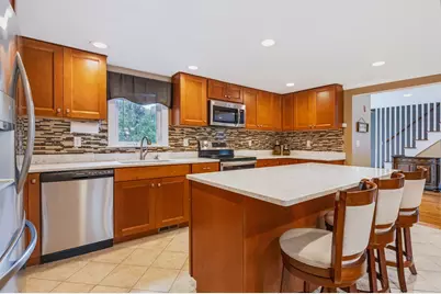 3 Jupiter Ln, Yarmouth, MA 02664 - Photo 6