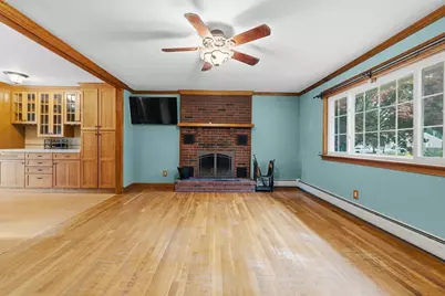 15 Plante St, New Bedford, MA 02745 - Photo 6